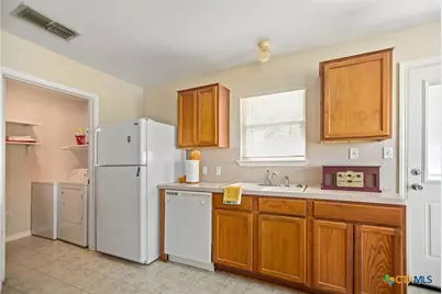 314 Rouen Drive, Port Lavaca, TX 77979 - Photo 12