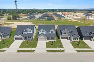 401 Mustang Loop, Nolanville, TX 76559 - Photo 4