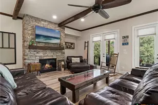 1033 Gruene Rd, New Braunfels, TX 78130 - Photo 10