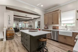 1033 Gruene Rd, New Braunfels, TX 78130 - Photo 16