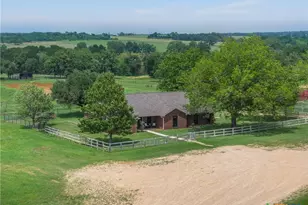 1016 Co Rd 306, Rockdale, TX 76567 - Photo 2