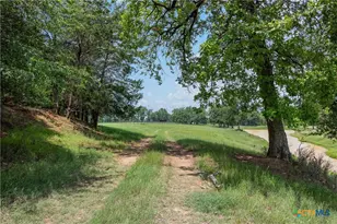 1016 Co Rd 306, Rockdale, TX 76567 - Photo 20