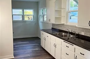 809 N 8th St, Temple, TX 76501 - Photo 6