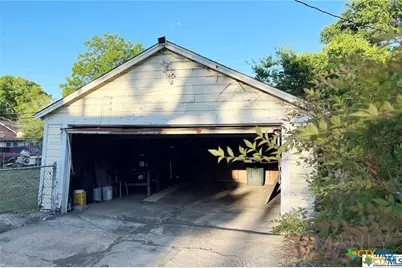 809 N 8th Street, Temple, TX 76501 - Photo 20