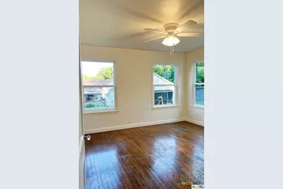 809 N 8th Street, Temple, TX 76501 - Photo 12