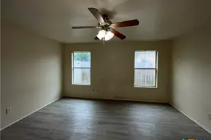 410 Colette Ct, Belton, TX 76513 - Photo 12