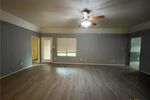 410 Colette Ct, Belton, TX 76513 - Photo 4