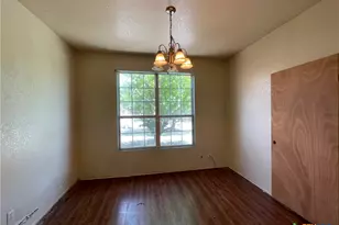 410 Colette Ct, Belton, TX 76513 - Photo 8
