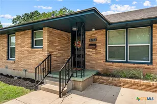 2208 N 44th St, Waco, TX 76710 - Photo 10