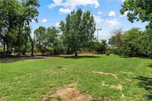 2208 N 44th St, Waco, TX 76710 - Photo 36