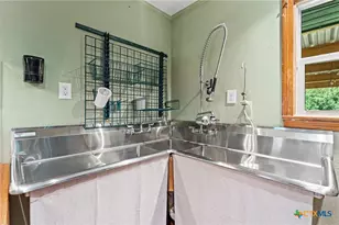 2208 N 44th St, Waco, TX 76710 - Photo 6