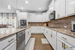 823 Olive Ln, Harker Heights, TX 76548 - Photo 6