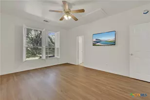 2043 Nevada St, San Marcos, TX 78666 - Photo 16