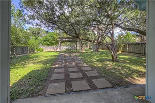 2043 Nevada St, San Marcos, TX 78666 - Photo 32