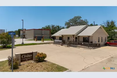 408 N Key Avenue, Lampasas, TX 76550 - Photo 4