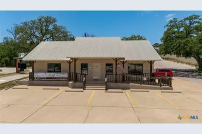 408 N Key Avenue, Lampasas, TX 76550 - Photo 2