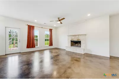 1110 County Road 1045, Lampasas, TX 76550 - Photo 18