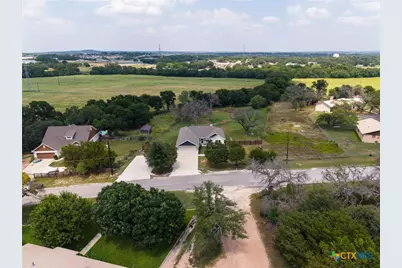 1110 County Road 1045, Lampasas, TX 76550 - Photo 32