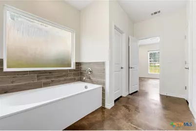 1110 County Road 1045, Lampasas, TX 76550 - Photo 24