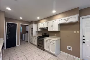 826 Timber, New Braunfels, TX 78130 - Photo 14