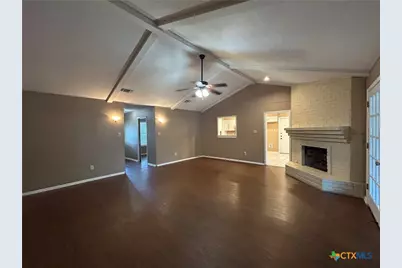 826 Timber, New Braunfels, TX 78130 - Photo 4