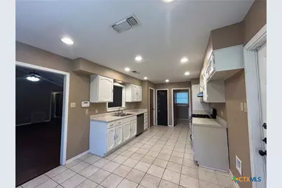 826 Timber, New Braunfels, TX 78130 - Photo 12