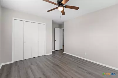 273 Meadow Avenue, New Braunfels, TX 78130 - Photo 16