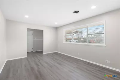 273 Meadow Avenue, New Braunfels, TX 78130 - Photo 6