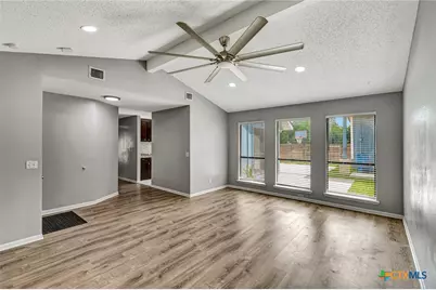 106 Rebecca Lane, Victoria, TX 77901 - Photo 4