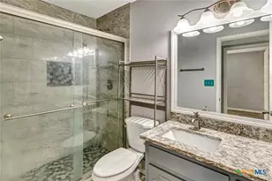 106 Rebecca Ln, Victoria, TX 77901 - Photo 14