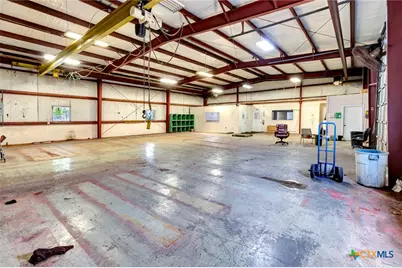 3305 US Highway 59, Victoria, TX 77905 - Photo 18
