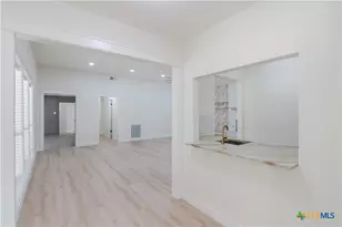 105 Spokane St, Victoria, TX 77904 - Photo 12