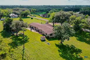 291 N Mesquite Dr, Victoria, TX 77905 - Photo 36