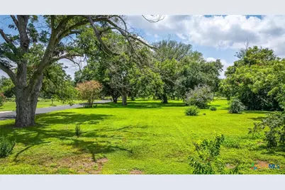 24 Glen Cove Drive, Seguin, TX 78155 - Photo 6