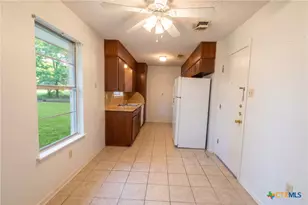 1903 Wayne St, Copperas Cove, TX 76522 - Photo 4