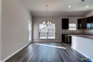 1122 Lilac Ledge Dr, Temple, TX 76502 - Photo 10
