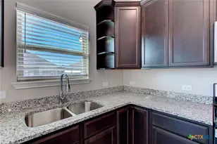 1122 Lilac Ledge Dr, Temple, TX 76502 - Photo 18