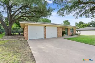 3309 East Dr, Temple, TX 76502 - Photo 2
