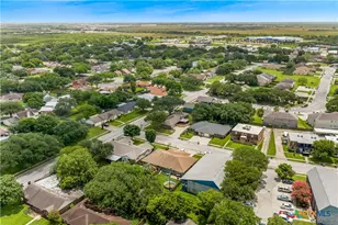 608 Rosewood Dr, Victoria, TX 77901 - Photo 36
