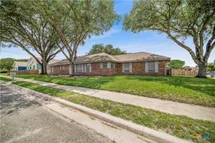 608 Rosewood Dr, Victoria, TX 77901 - Photo 46