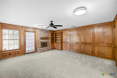 608 Rosewood Drive, Victoria, TX 77901 - Photo 8