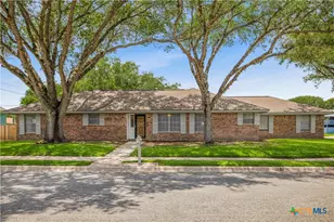 608 Rosewood Dr, Victoria, TX 77901 - Photo 44