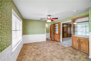 608 Rosewood Dr, Victoria, TX 77901 - Photo 6