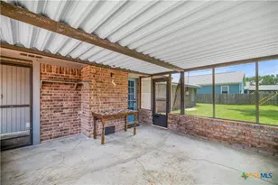 608 Rosewood Dr, Victoria, TX 77901 - Photo 26