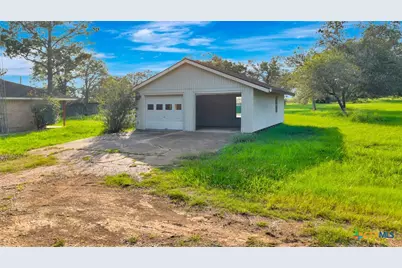 175 Albrecht Road, Victoria, TX 77905 - Photo 38
