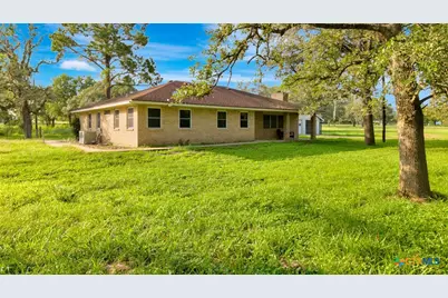 175 Albrecht Road, Victoria, TX 77905 - Photo 34
