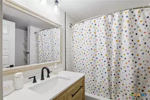 502 W Houston Ave, Seadrift, TX 77983 - Photo 14