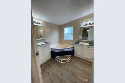 629 Buck Trail, Canyon Lake, TX 78133 - Photo 18