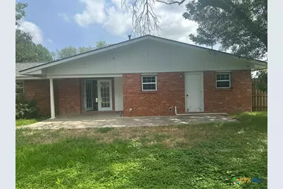1302 E Canary Ln. Street, Seguin, TX 78155 - Photo 4