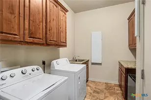 233 Meadowlark Ln, Mcqueeney, TX 78123 - Photo 34